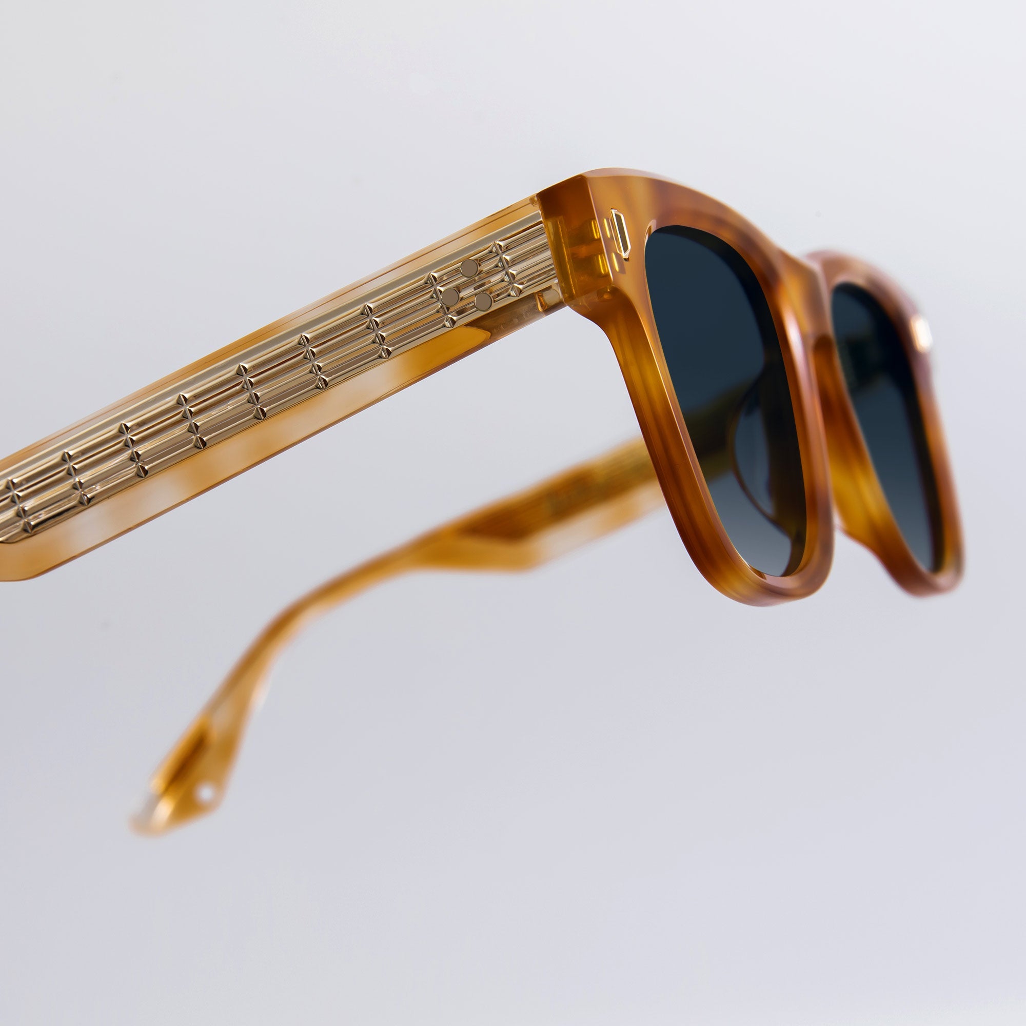 Donahugh-sunglasses-tortoise