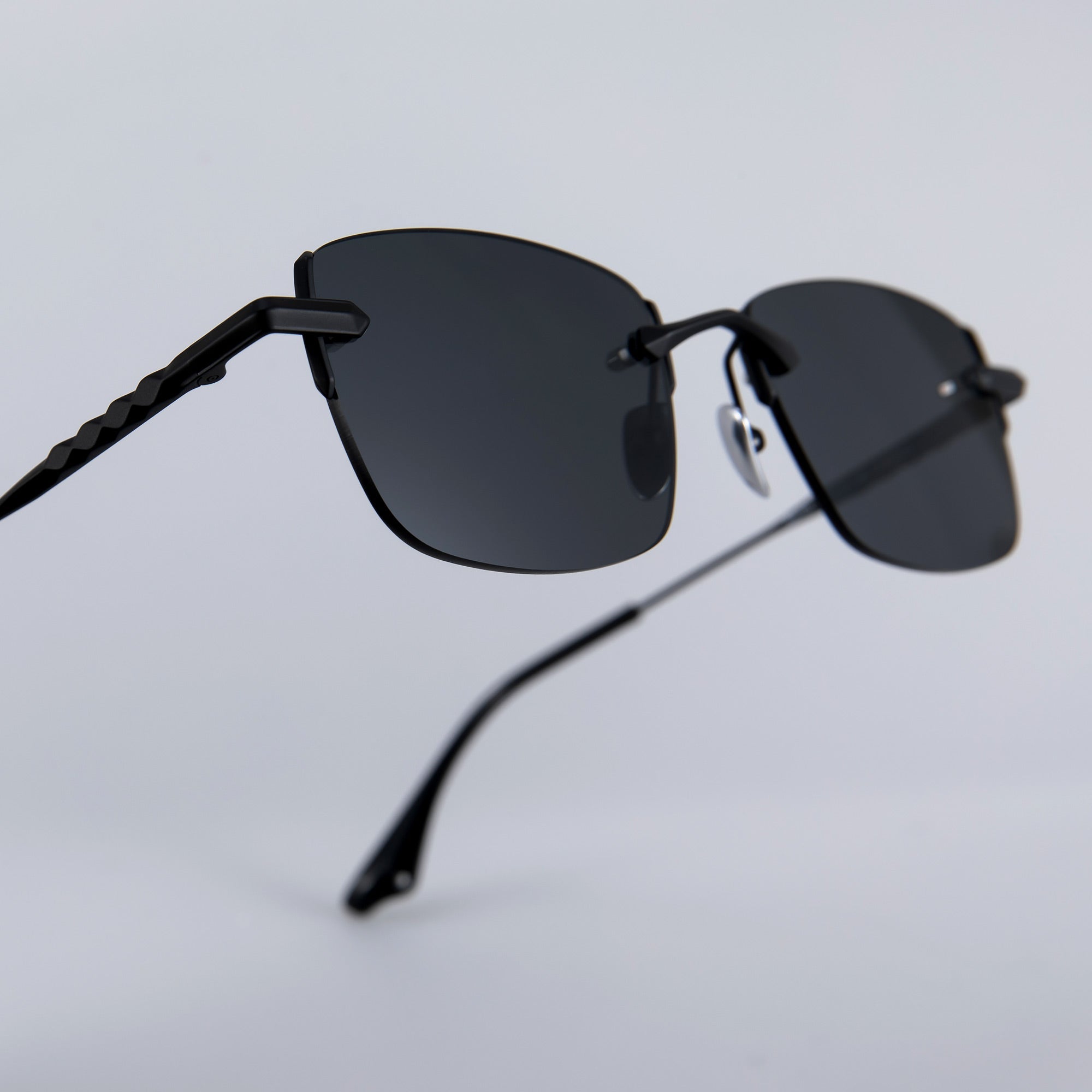 Donahugh-sunglasses-black