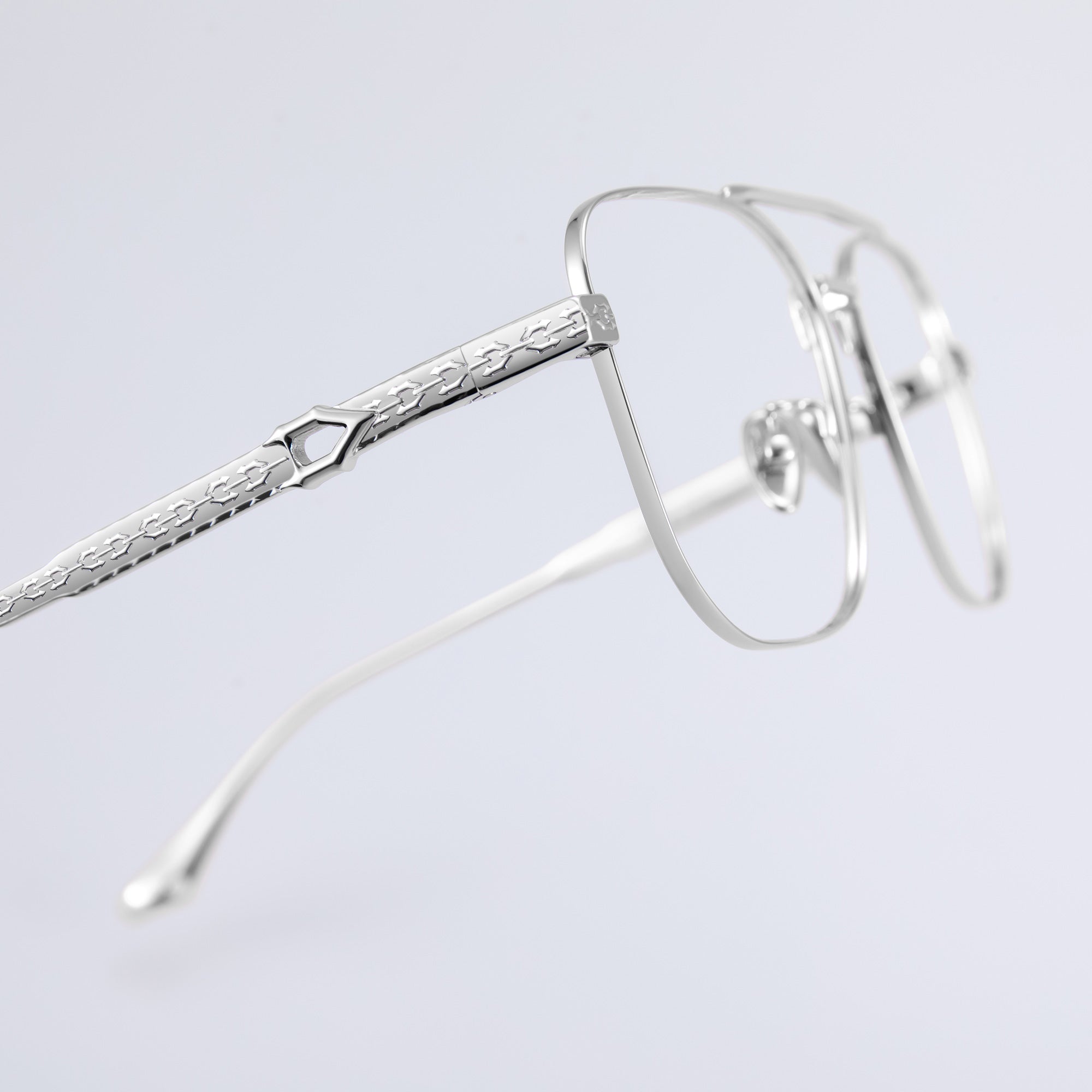 Donahugh-eyeglasses-silver
