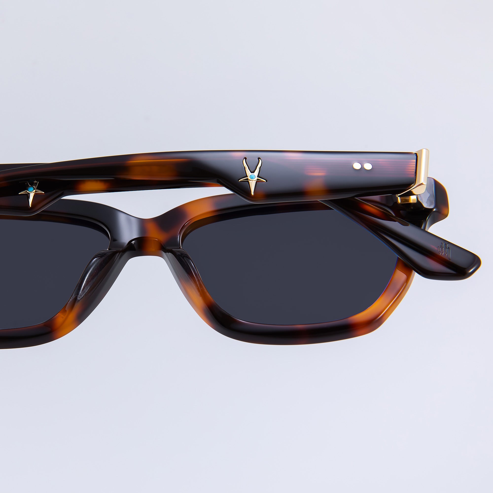 Donahugh-sunglasses-tortoise