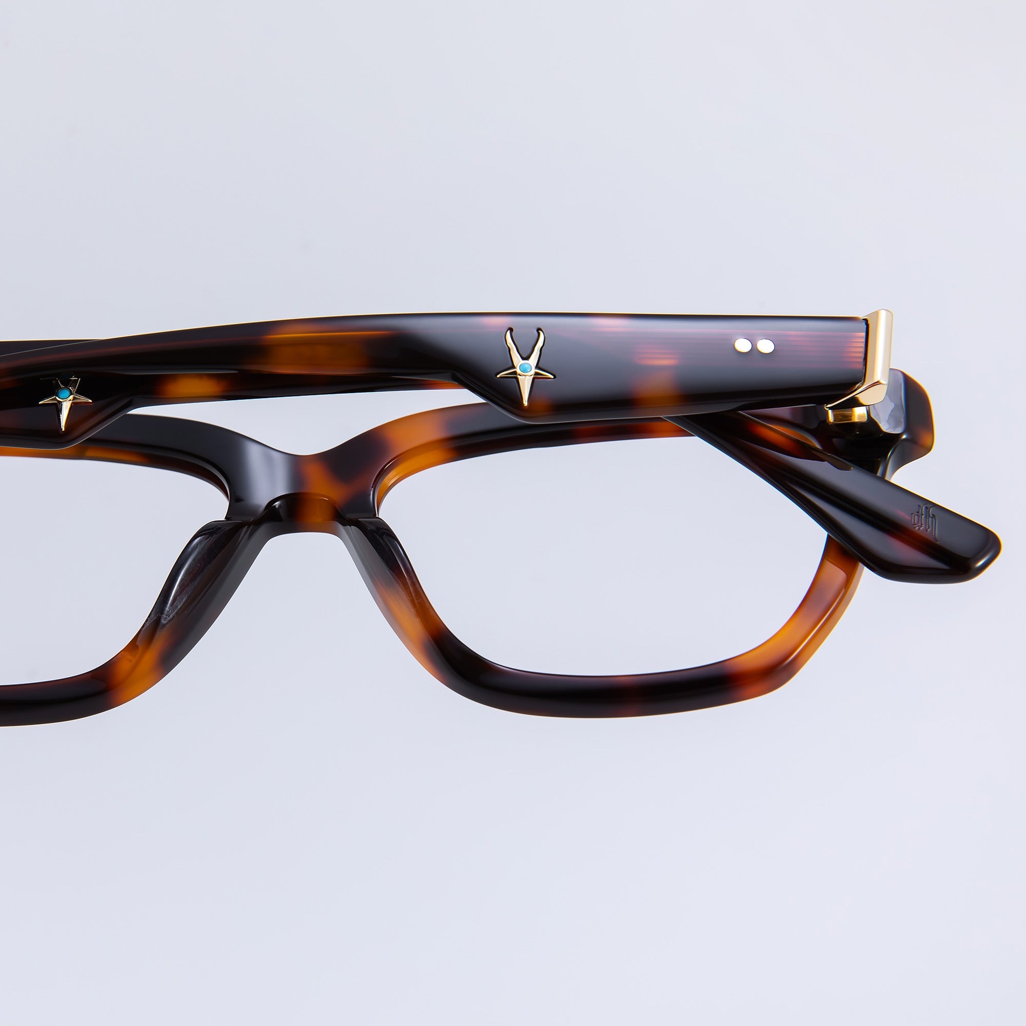 Donahugh-eyeglasses-tortoise